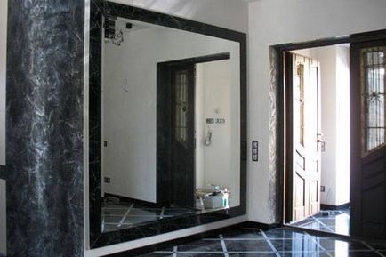Cum să atașați o oglindă la perete prin toate modurile de instalare, luând în considerare materialele de perete