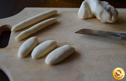 Cum sa faci mini pâine cu mainile tale, reteta corecta