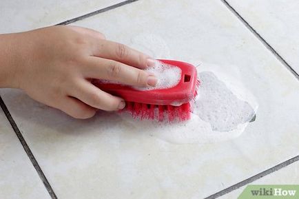 Cum să eliminați petele de cerneală din plăcile ceramice