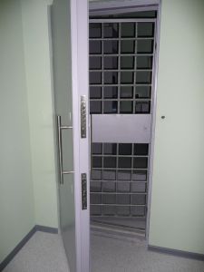 Cum de a alege o ușă metalică de intrare