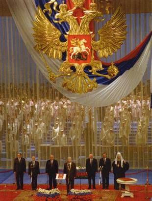 Hogyan az orosz zászlót, ami a történelem, hogy képviselje a színe orosz zászló