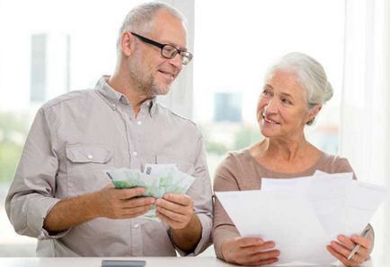 Як вийти на дострокову пенсію, кому покладена пільгова пенсія