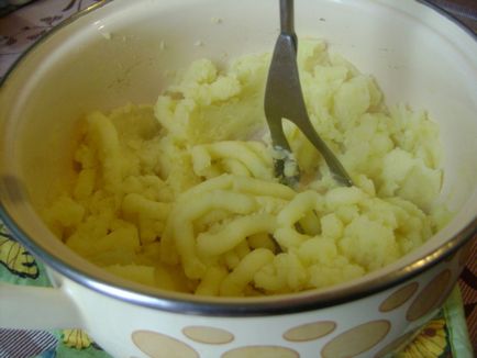 Картопляне пюре з молоком - як правильно приготувати картопляне пюре, покроковий рецепт з фото