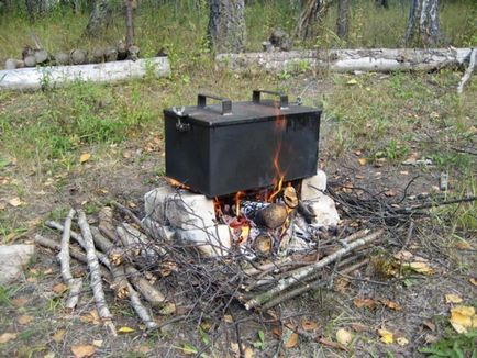 Smokehouse füstölt hal fajok, olaj lámpák meleg és hideg füstölt, recepteket és tippeket