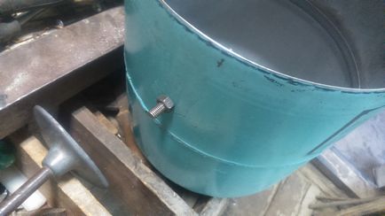 Smokehouse dintr-un container de freon - blog de supraviețuitori