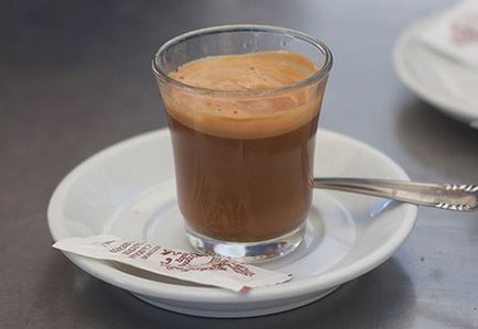 Cortado cortado - rețetă italiană pentru cafea cu lapte topit