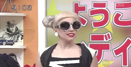 Doamna Panda Gaga și machiajul ei, bârfă