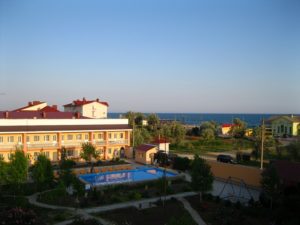 Cele mai bune locuri pentru a trăi în Crimeea cu copiii pe plajă