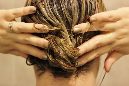 Маски для мелірованого волосся відновлюємо знебарвлені ламкі пасма