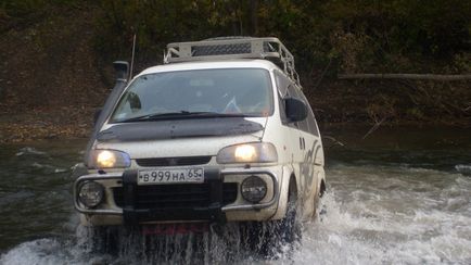 Mitsubishi delica ridică mâinile proprii