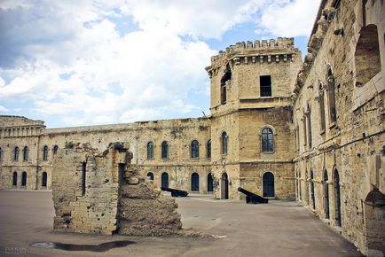 Mikhailovskaya baterie, Sevastopol