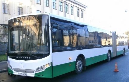 Un nou autobuz Euroclass de 18 metri a fost prezentat la St. Petersburg - pe blog - transport și logistică