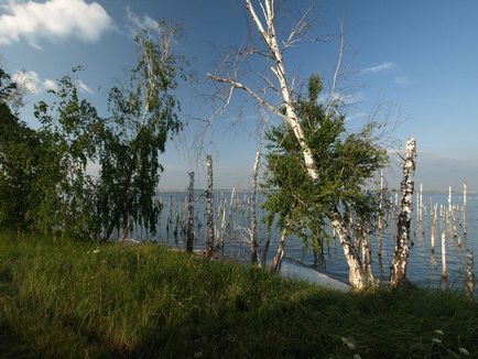 Lacul Treustan - lacuri din regiunea Chelyabinsk