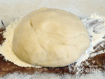 A cookie-k bortsog Sute és tea (lépésről lépésre recept fotók) (Sute) A cookie-k bortsog Sute és tea (lépésről lépésre recept fotók)