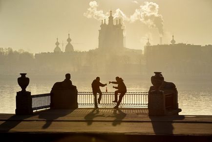 Sa mutat să locuiască în St. Petersburg