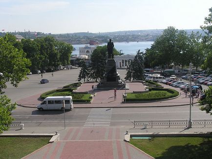 Nakhimova Square informații și fotografie, în cazul în care este zona Nakhimova