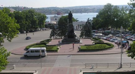Nakhimov tér történelem, látnivalók, hogyan lehet egy fénykép - Krím