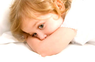 De ce un copil într-un an și jumătate nu se culcă bine noaptea și în timpul zilei