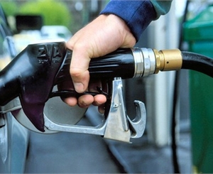 Pick benzin az autó évben és a gázolaj - száma kén mashinomaniya