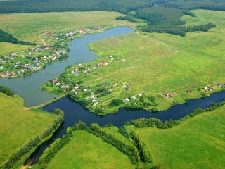 Пошук монет і скарбів по берегах річок, озер, водойм