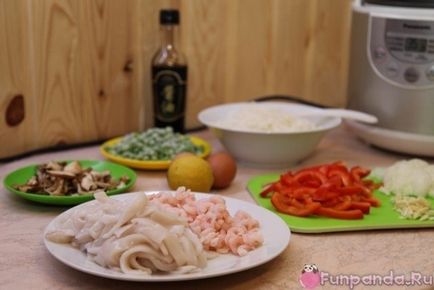 За мотивами японської кухні - Тяхан з морепродуктами - будиночок панди