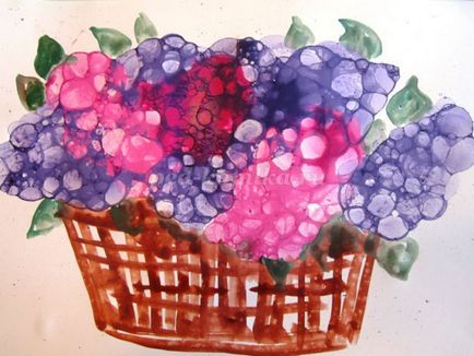 Desenarea spumei colorate de săpun pentru copii