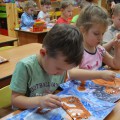 Rajz az idősebb csoport „énekeket” (festmény) Rajz a régi „énekeket” csoport