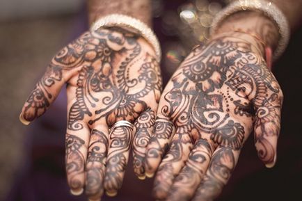 Desene de tatuaje de henna - tatuaje temporare din India