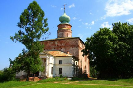 Ростовський Борисоглібський монастир опис, фото