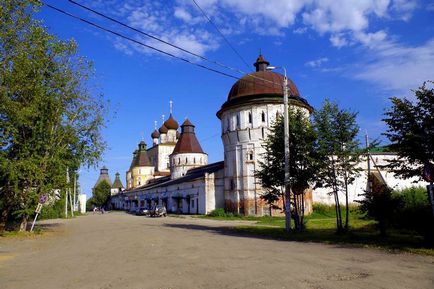 Ростовський Борисоглібський монастир опис, фото