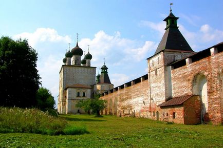 Ростовський Борисоглібський монастир опис, фото