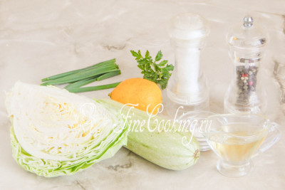 Салат з капусти з кабачком - рецепт з фото