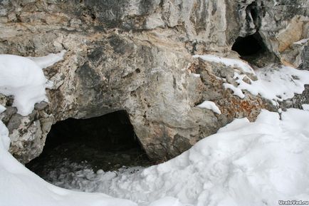 Село слобода і скелі на Чусовой