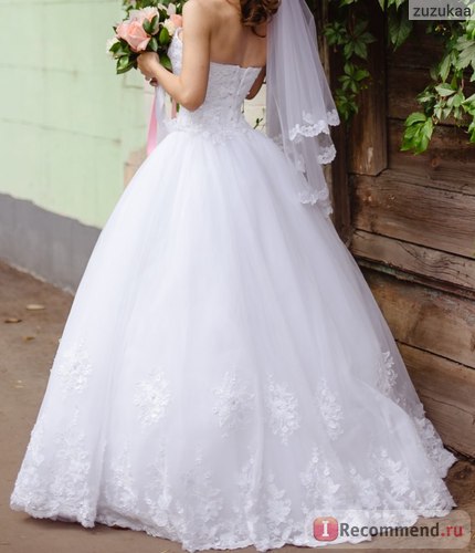 Esküvői ruha VISaVIS sana - «gyönyörű ruha menyasszony igényes fotó» Vélemények