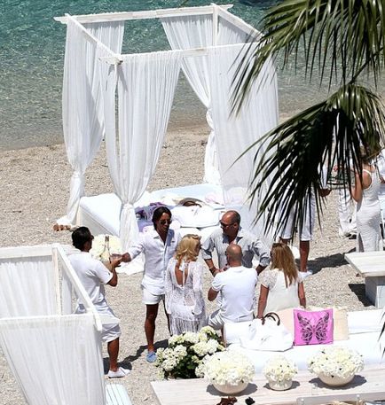 Тамара Екклстоун відсвяткувала шикарне весілля на пляжі, блогер renesmi на сайті 13 червня 2013,
