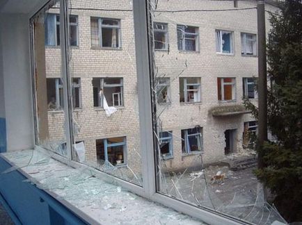 Spitalul regional Telmanovskaya după bombardarea chastiserilor ucraineni (foto),