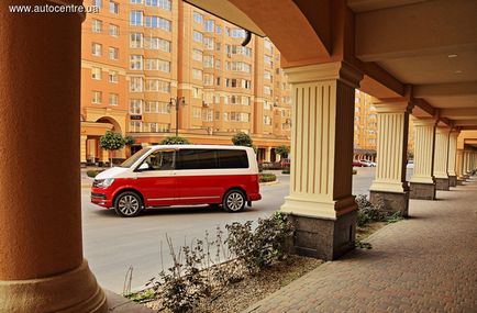 Тест-драйв volkswagen multivan Т6 comfortline кольоровий «мультик»