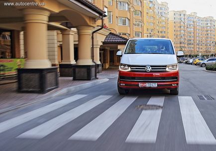 Тест-драйв volkswagen multivan Т6 comfortline кольоровий «мультик»