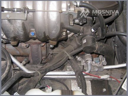 Instalarea turbo-supraîncărcării pe motorul injectorului de pe teren, modelul Chevrolet