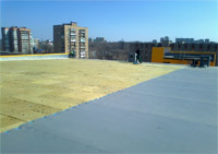 Dispozitivul unui acoperiș plat, structura plăcii de acoperiș, scheme și o fotografie
