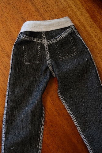 У 22 13пішет белошвейка майстер клас - пришиваємо пояс до джинсів, вшивають шлевкі, обробляємо