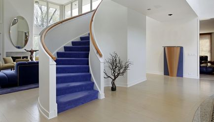 Variante de scări la tipurile de etajul doi, forma frumoasă și soiurile