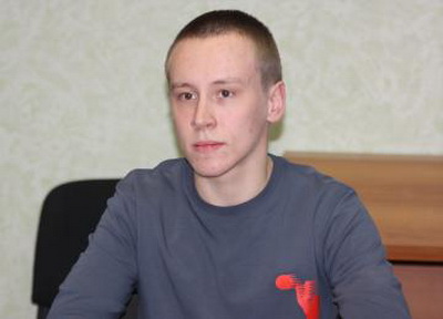 În Chelyabinsk, studentul a salvat 7 pasageri dintr-un microbuz scufundător - știri
