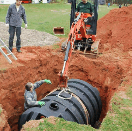 Alegerea unui rezervor septic pentru caracteristici de instalare și funcționare la nivel de apă subterană