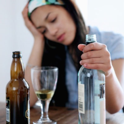 Efectul alcoolului asupra sistemului nervos în detaliu