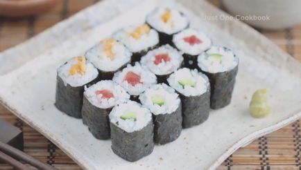 Japonezii sunt cumva confuzi în ceea ce privește cum să se raporteze la nori noi și sushi