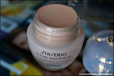 Задати тон з shiseido future solution lx total radiance foundation spf 15 у відтінку i20 відгуки