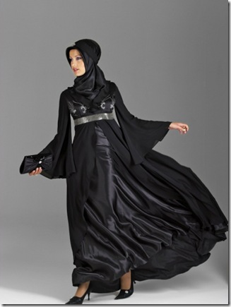 Femeia din lumea islamică a hidajului ca mod de viață - aura de jurnal