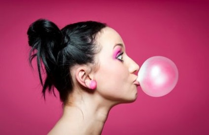 6 Cel mai bun mod de a elimina guma de mestecat din haine