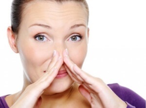 Mirosul amoniacului în nas este un simptom al multor boli grave